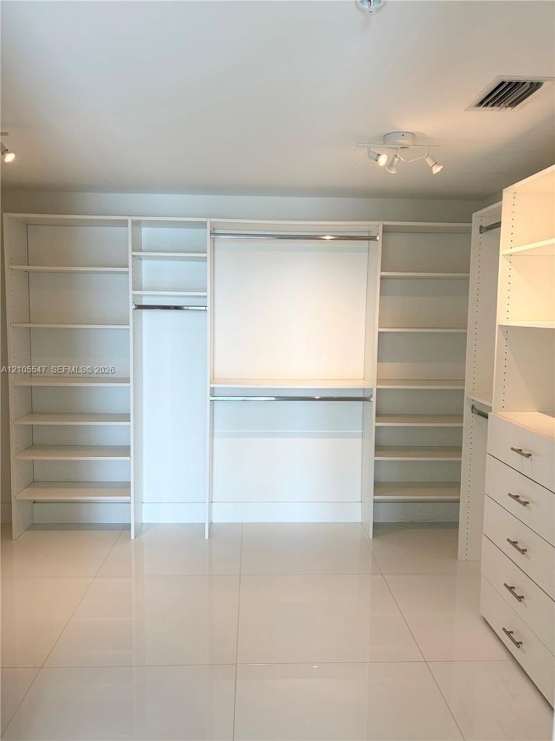400 Sunny Isles Blvd, Unit 1002, Sunny Isles Beach, FL 33160 Photo