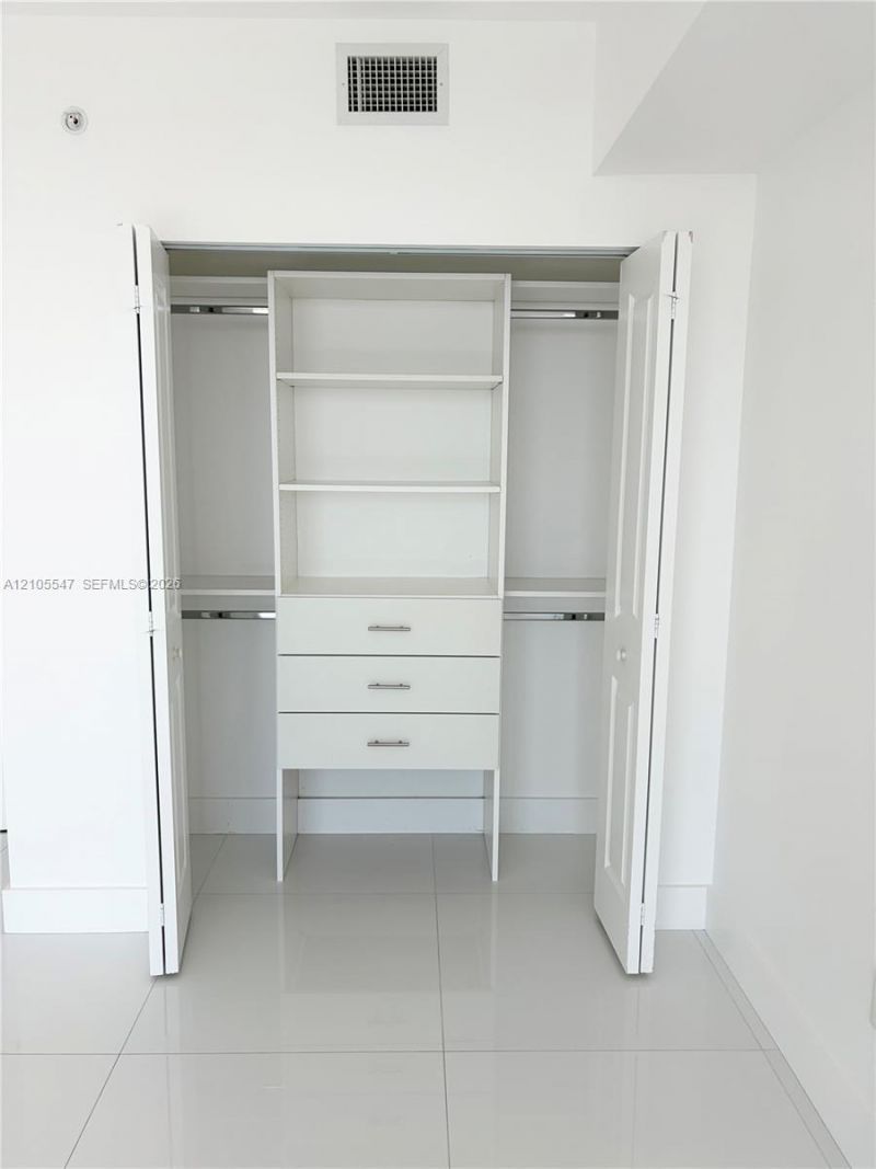 400 Sunny Isles Blvd, Unit 1002, Sunny Isles Beach, FL 33160 Photo