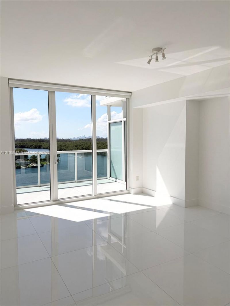 400 Sunny Isles Blvd, Unit 1002, Sunny Isles Beach, FL 33160 Photo
