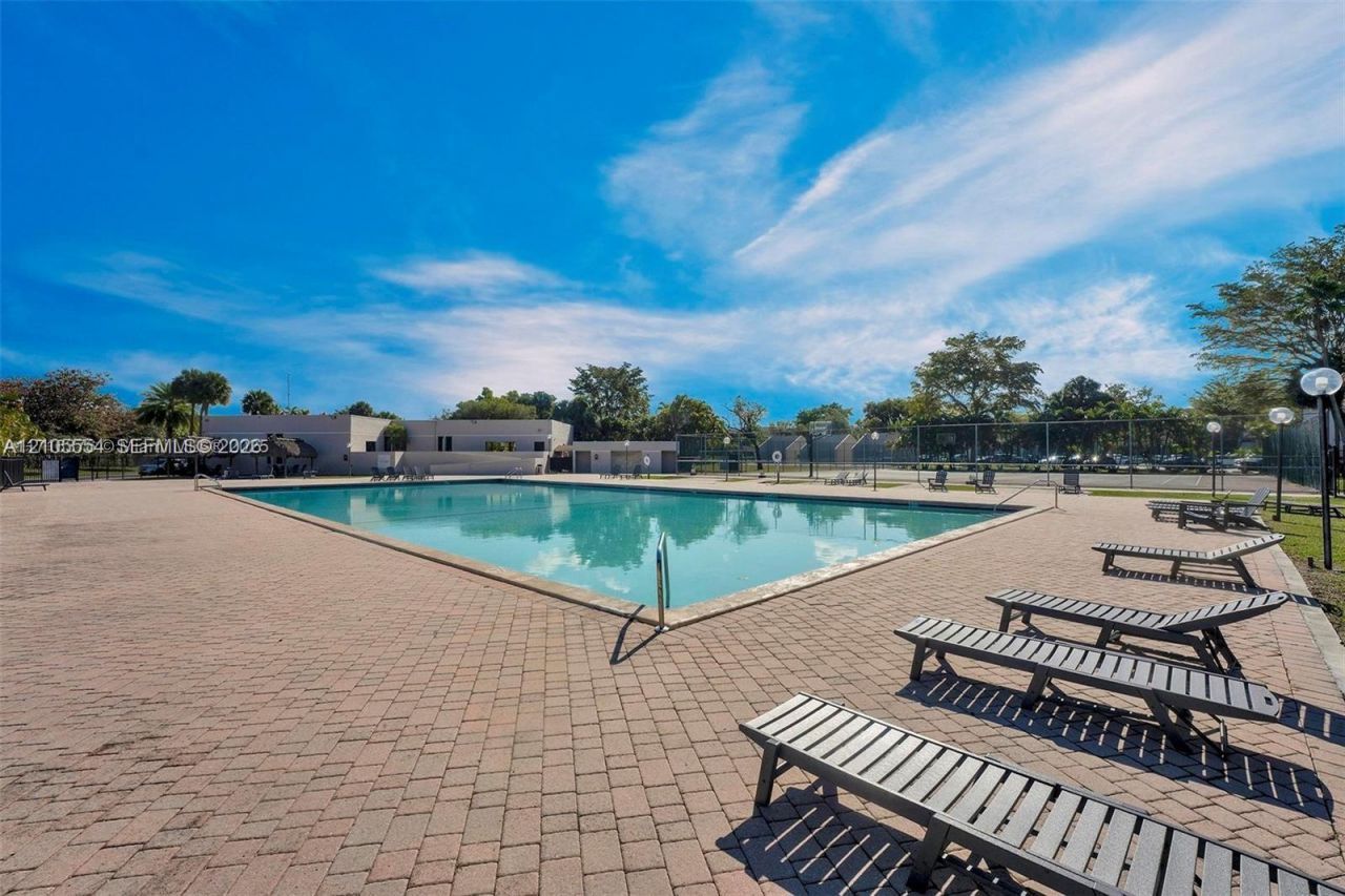 8650 SW 133rd Ave Rd , Unit 410, Miami, FL 33183 Photo