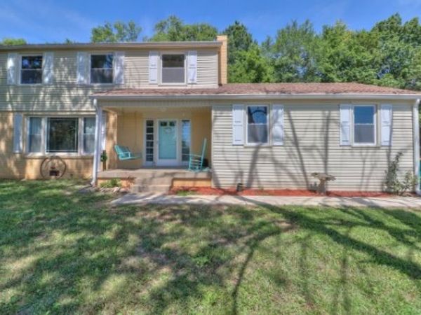 1433 New Columbia Hwy , Lewisburg, TN 37091