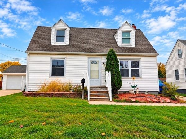 32 Lyman Avenue , Buffalo, NY 14225