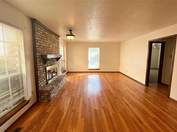 3910 NW 68th Street, Oklahoma City, OK 73116