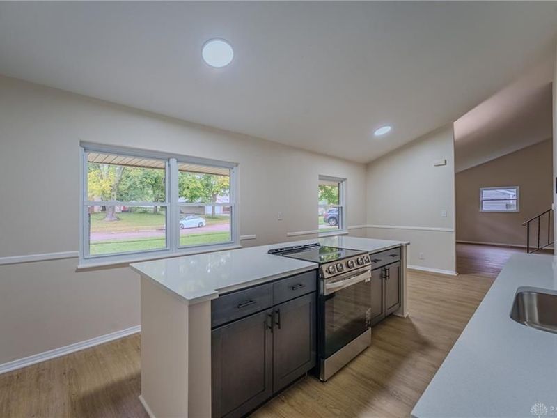 2100 Carol Parkway, Kettering, OH 45440 Photo 12