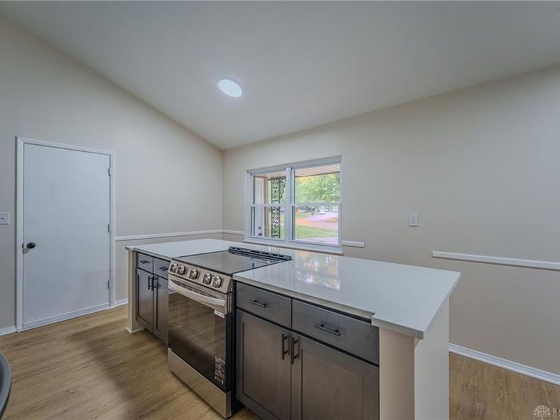 2100 Carol Parkway, Kettering, OH 45440 Photo 15