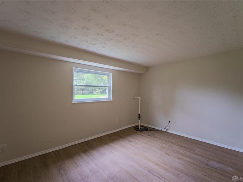 2100 Carol Parkway, Kettering, OH 45440 Photo 30