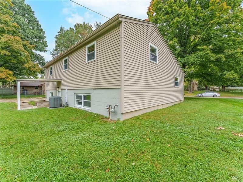 2100 Carol Parkway, Kettering, OH 45440 Photo 35