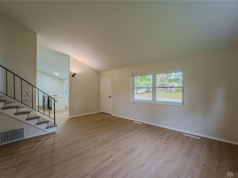 2100 Carol Parkway, Kettering, OH 45440 Photo 7