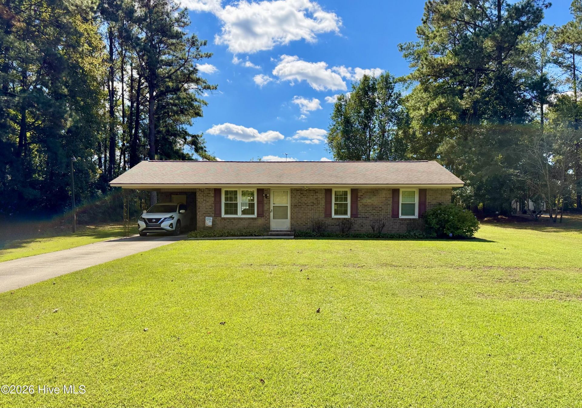 1718 Freedom Drive, Kinston, NC 28501 Main Photo