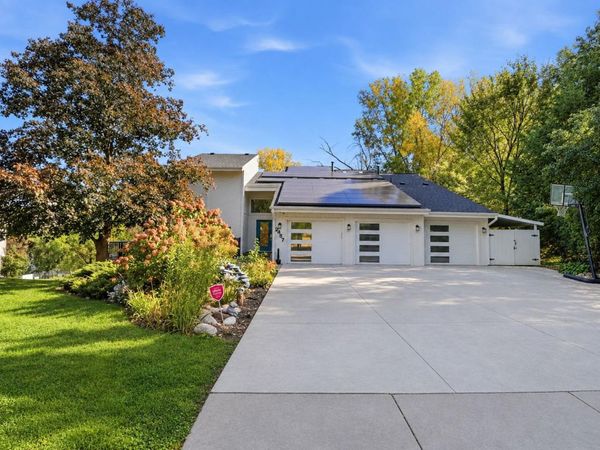 2457 Dianna Lane, Little Canada, MN 55117