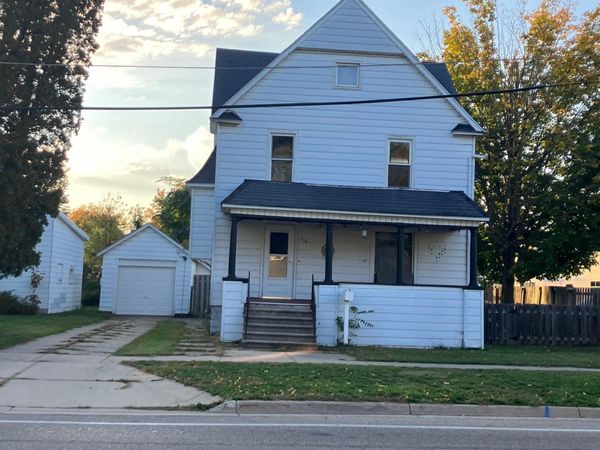 210 S Farmer Street, Otsego, MI 49078