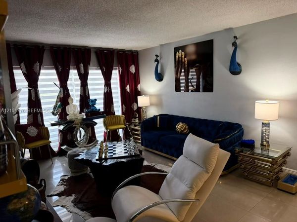 4800 NW 79th Ave, Unit 202, Doral, FL 33166