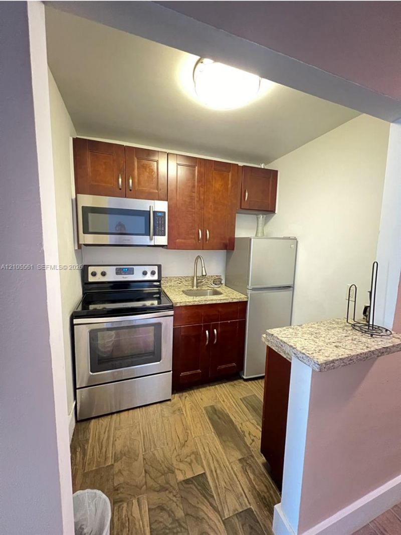 7904 West Dr , Unit 111, North Bay Village, FL 33141 Photo