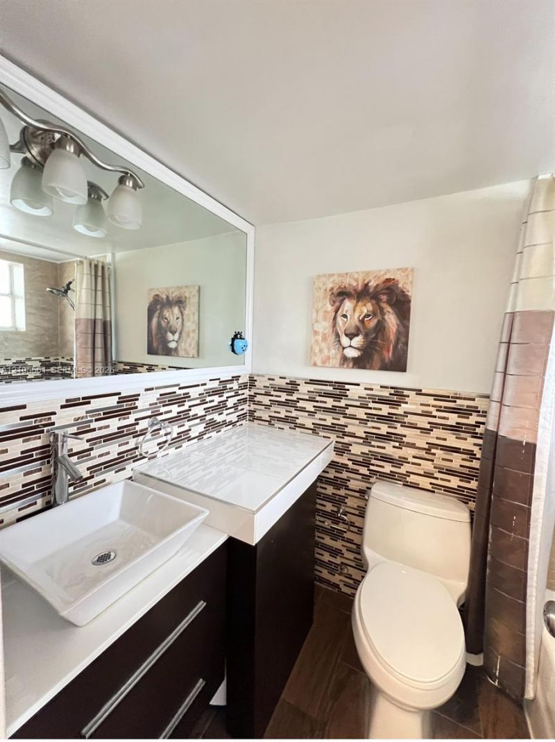 7904 West Dr , Unit 111, North Bay Village, FL 33141 Photo