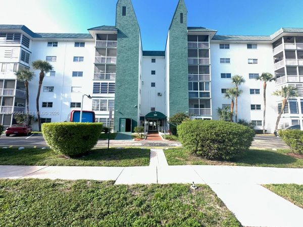 4751 NW 21st St , Unit 210, Lauderhill, FL 33313