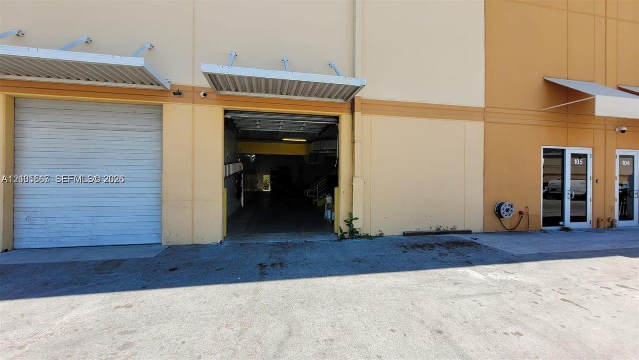 12605 NW 115th Ave, Unit B-105, Medley, FL 33178 Photo