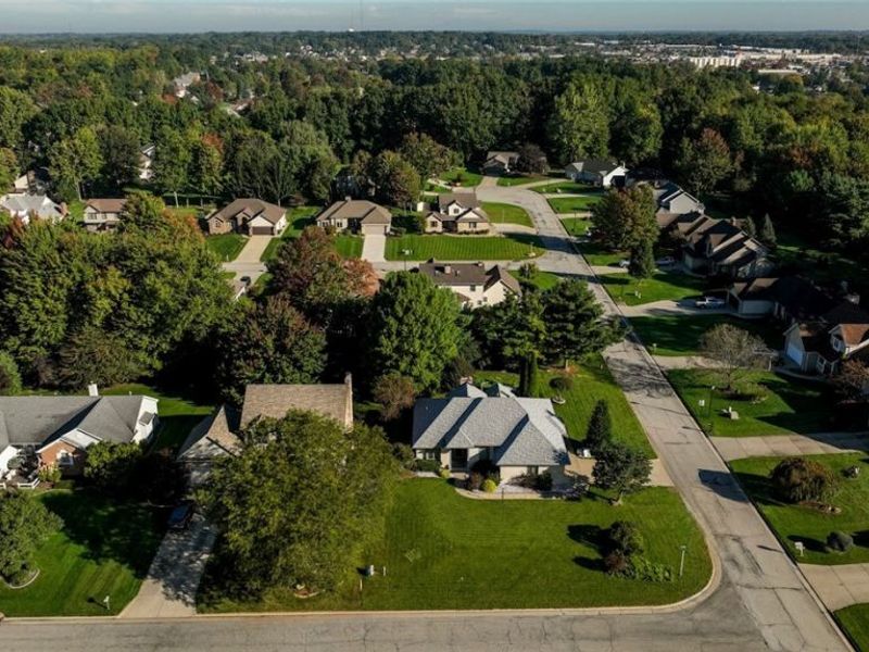 610 Chestnut Lane, Boardman, OH 44512 Photo 2