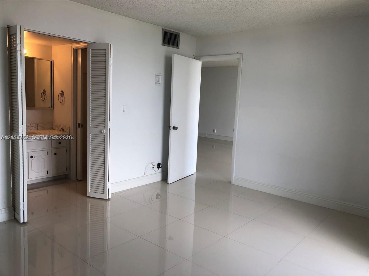 2000 Presidential Way, Unit 1106, West Palm Beach, FL 33401 Photo