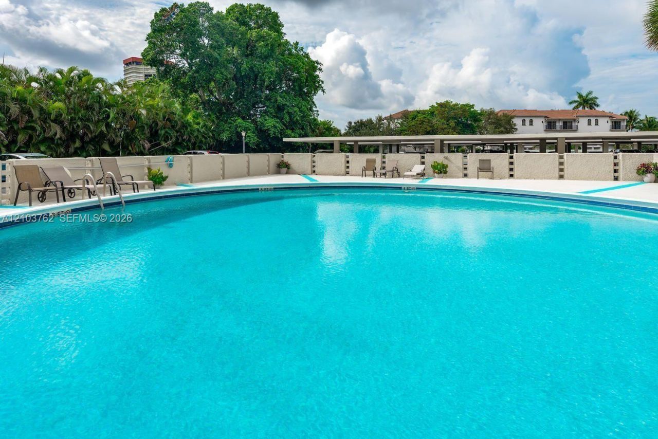 2000 Presidential Way, Unit 1106, West Palm Beach, FL 33401 Photo