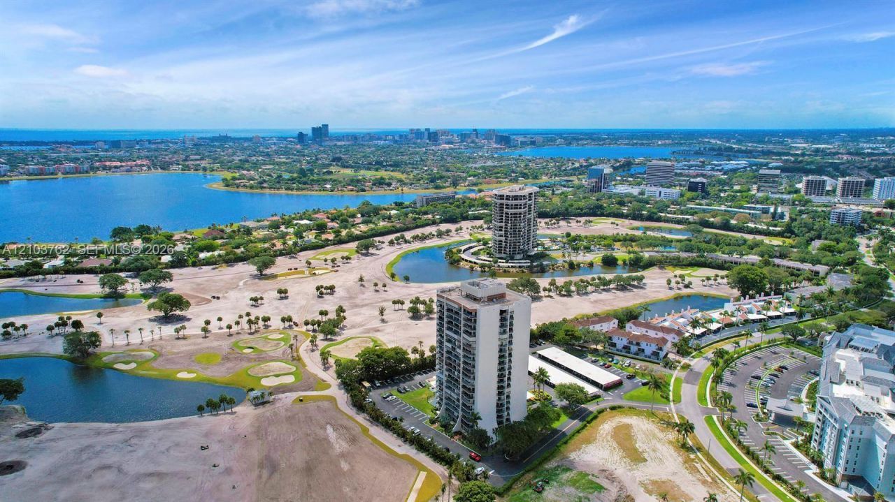 2000 Presidential Way, Unit 1106, West Palm Beach, FL 33401 Photo