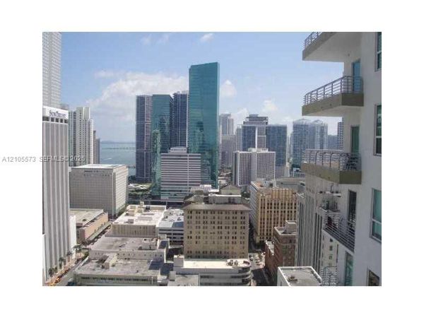 133 2 AV , Unit 2908, Miami, FL 33132