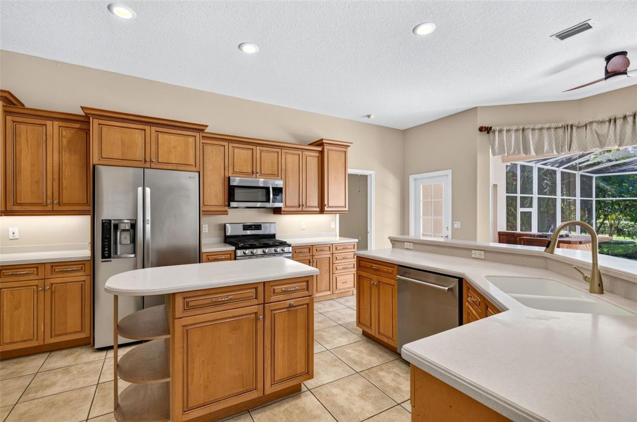 725 Citrus Wood Lane, Valrico, FL 33594 Photo