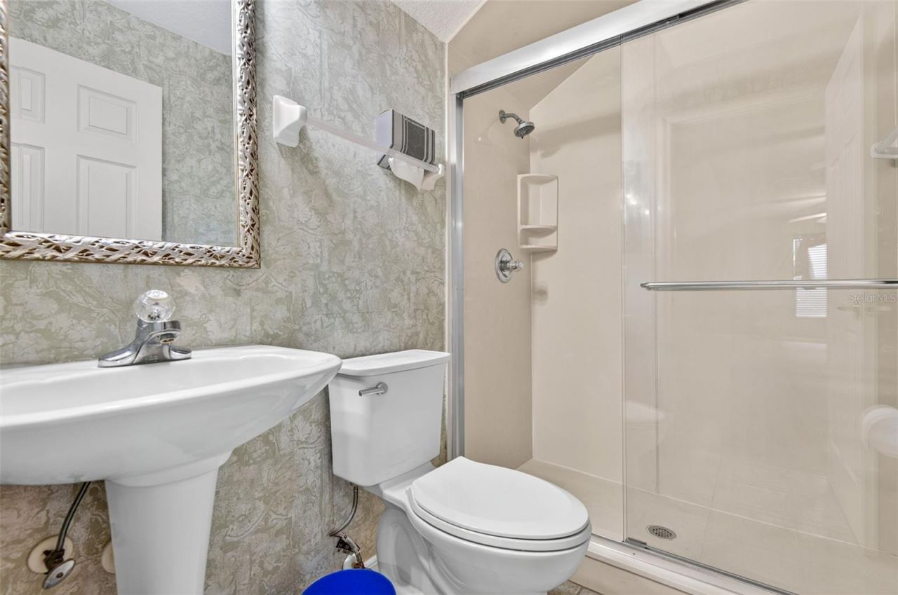 725 Citrus Wood Lane, Valrico, FL 33594 Photo