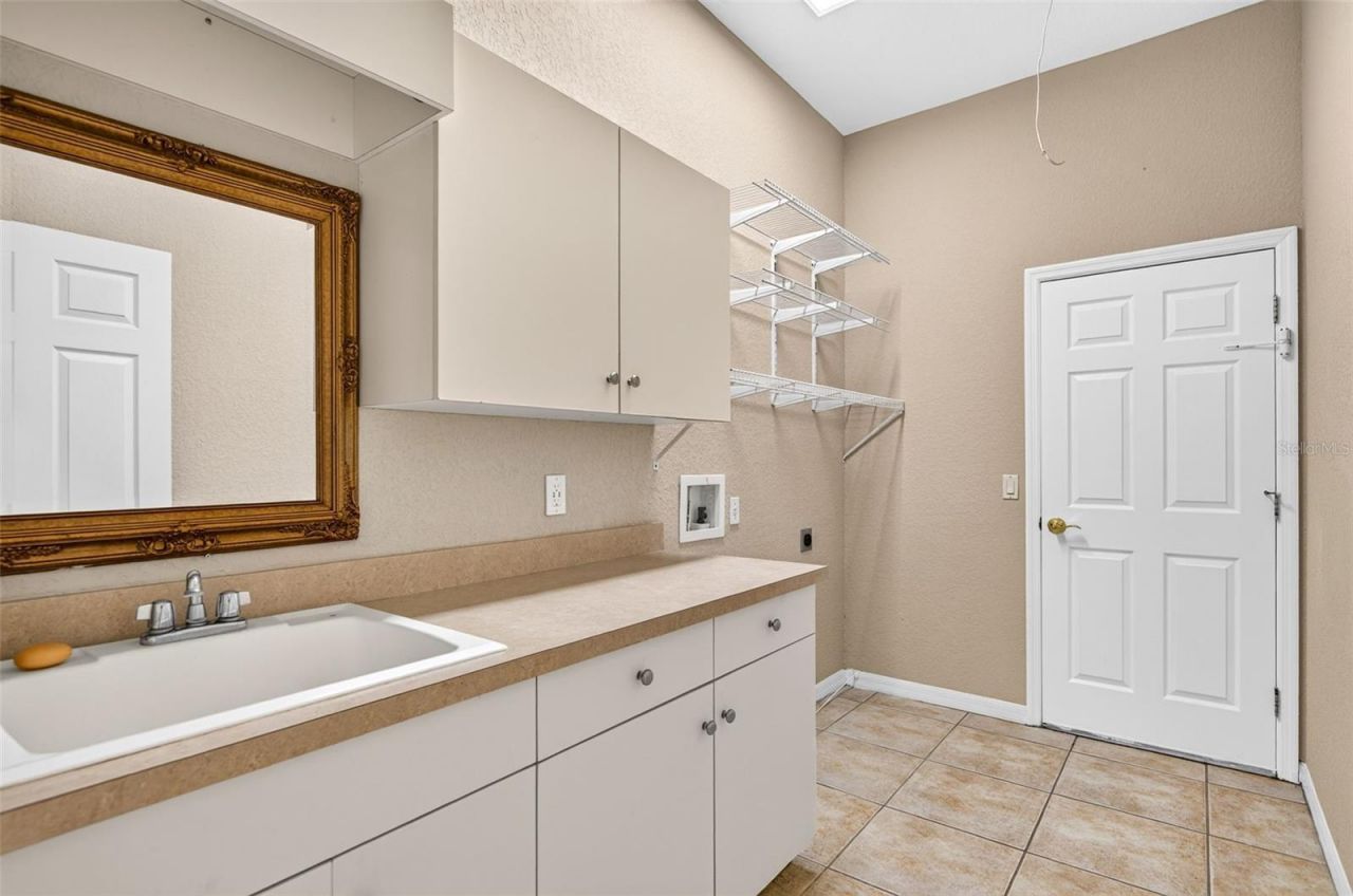 725 Citrus Wood Lane, Valrico, FL 33594 Photo