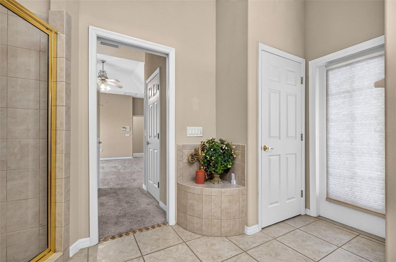 725 Citrus Wood Lane, Valrico, FL 33594 Photo