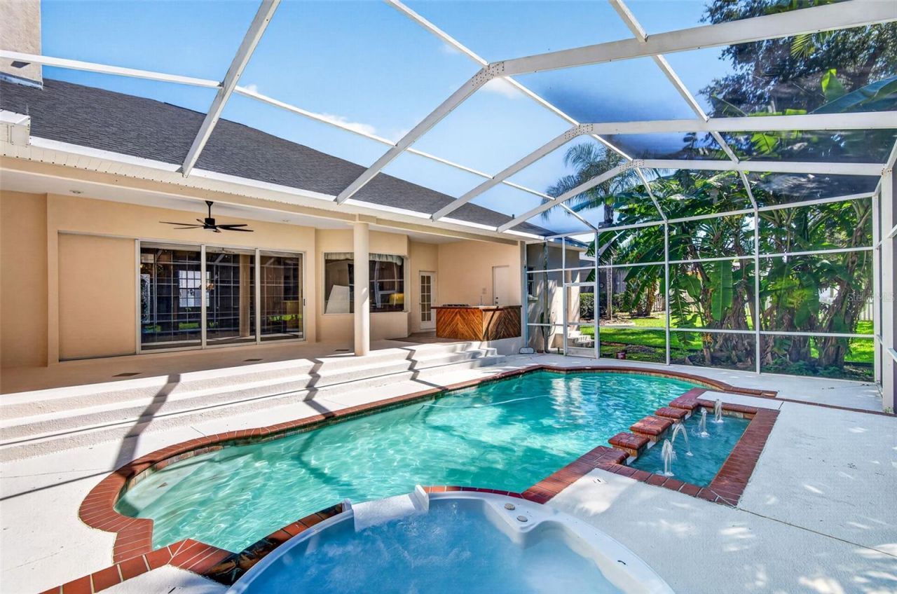 725 Citrus Wood Lane, Valrico, FL 33594 Photo