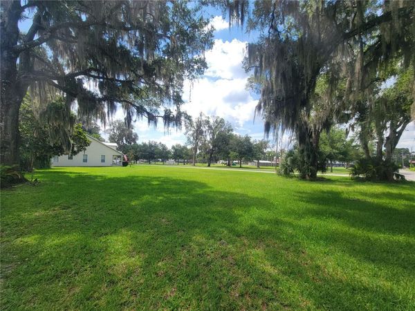 S LAKEVIEW DRIVE , LAKE HELEN, FL 32744