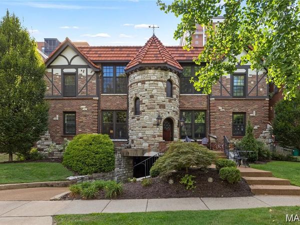 731 Westwood, Unit 1N, Clayton, MO 63105