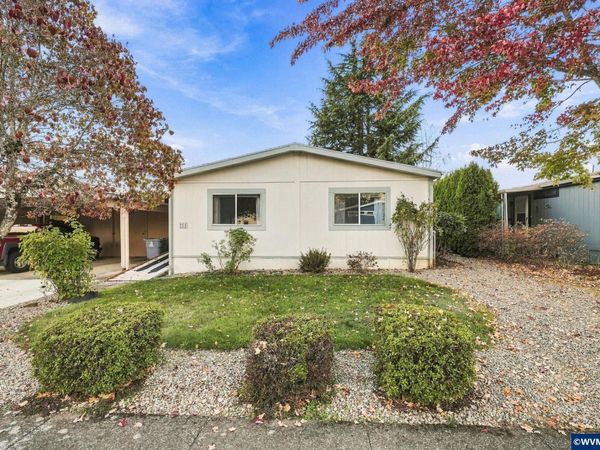 300 SE LaCreole Dr, Dallas, OR 97338