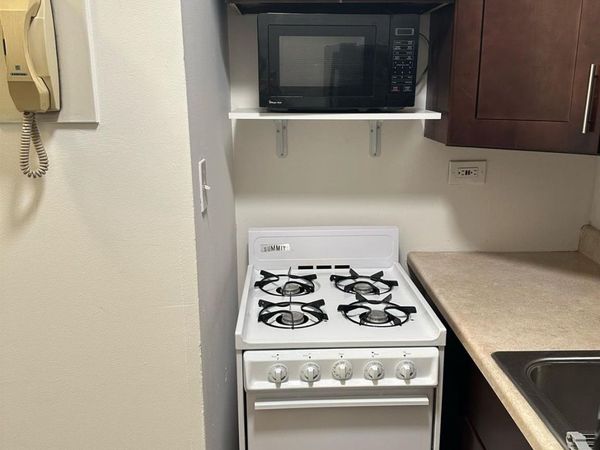 150-38 Union Turnpike , Unit 8L, Flushing, NY 11367