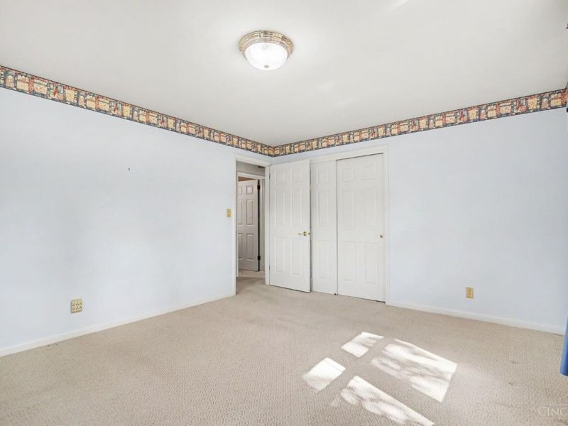 9648 Symbola Drive, Symmes Township, OH 45140 Photo 10