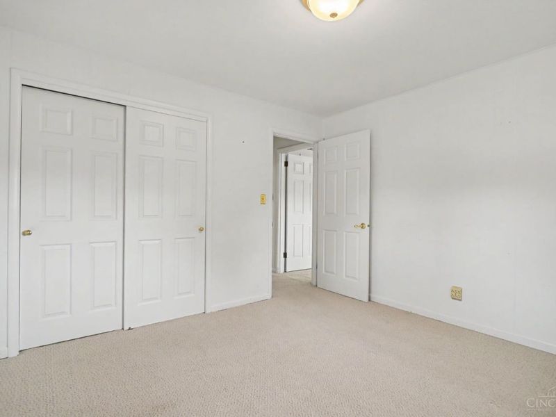 9648 Symbola Drive, Symmes Township, OH 45140 Photo 12