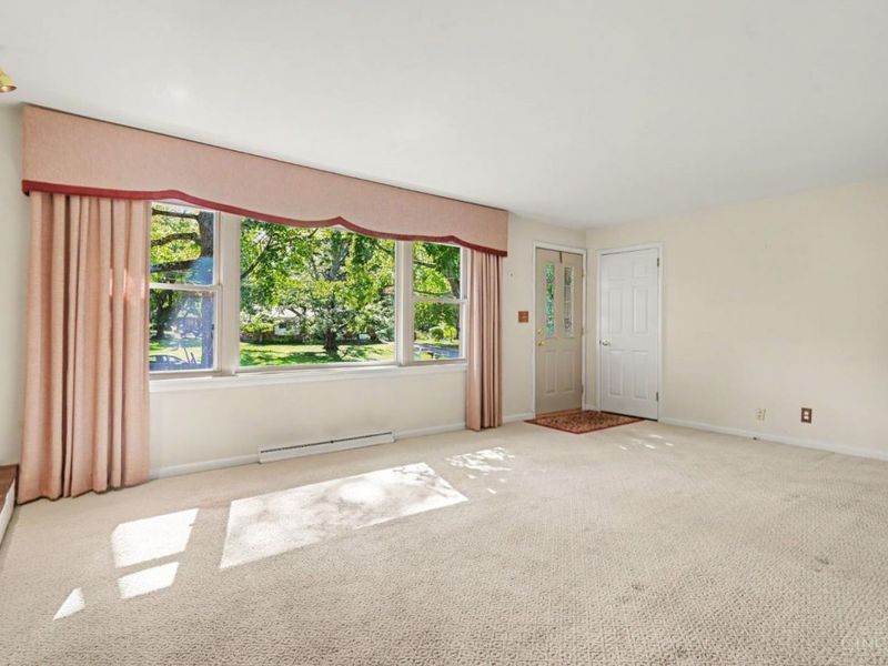 9648 Symbola Drive, Symmes Township, OH 45140 Photo 2