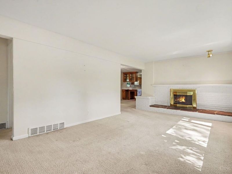 9648 Symbola Drive, Symmes Township, OH 45140 Photo 3