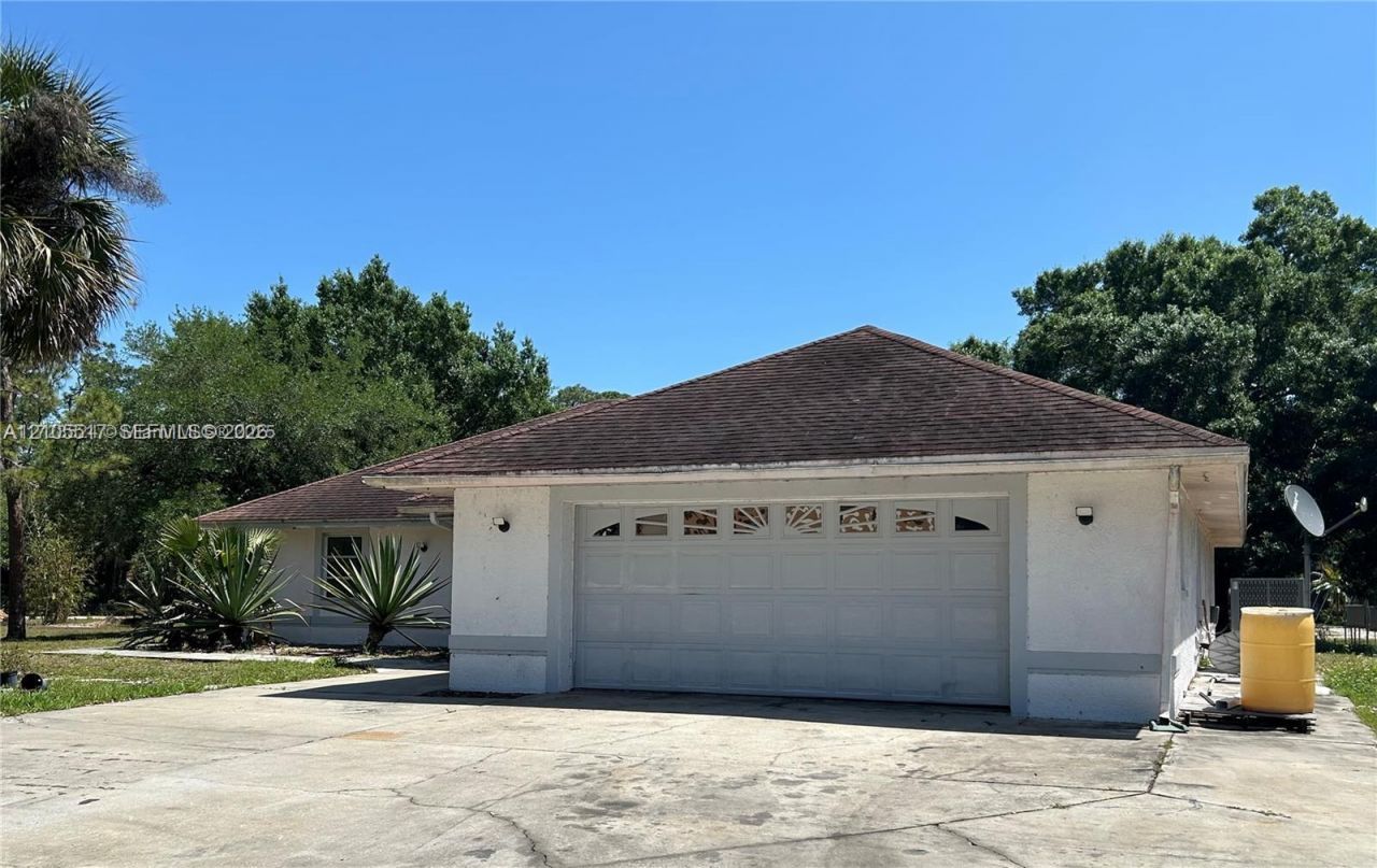 9227 State Rd 80 , Moore Haven, FL 33471 Photo