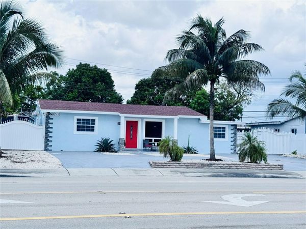 17630 NW 37th Ave , Miami Gardens, FL 33056