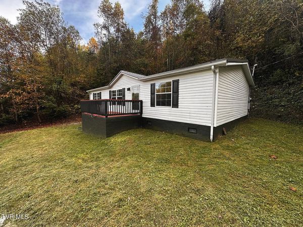 8802 Gateway Drive, Wise, VA 24293
