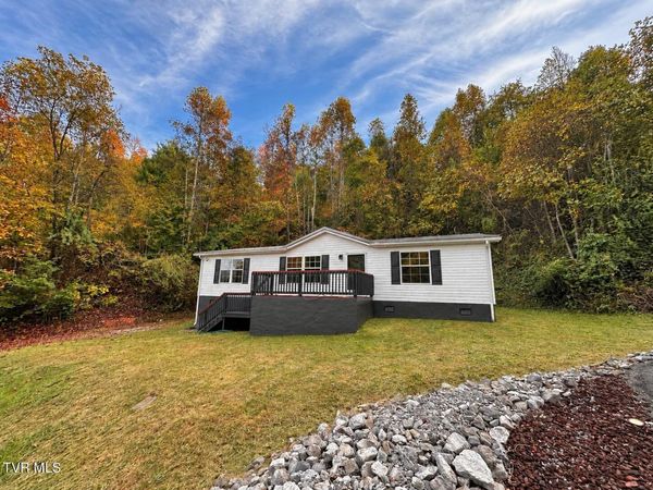 8802 Gateway Drive, Wise, VA 24293