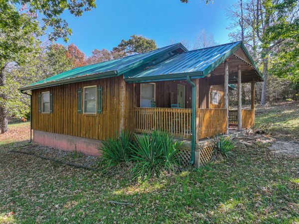 2430 SW 453 Pvt Road , El Dorado Springs, MO 64744