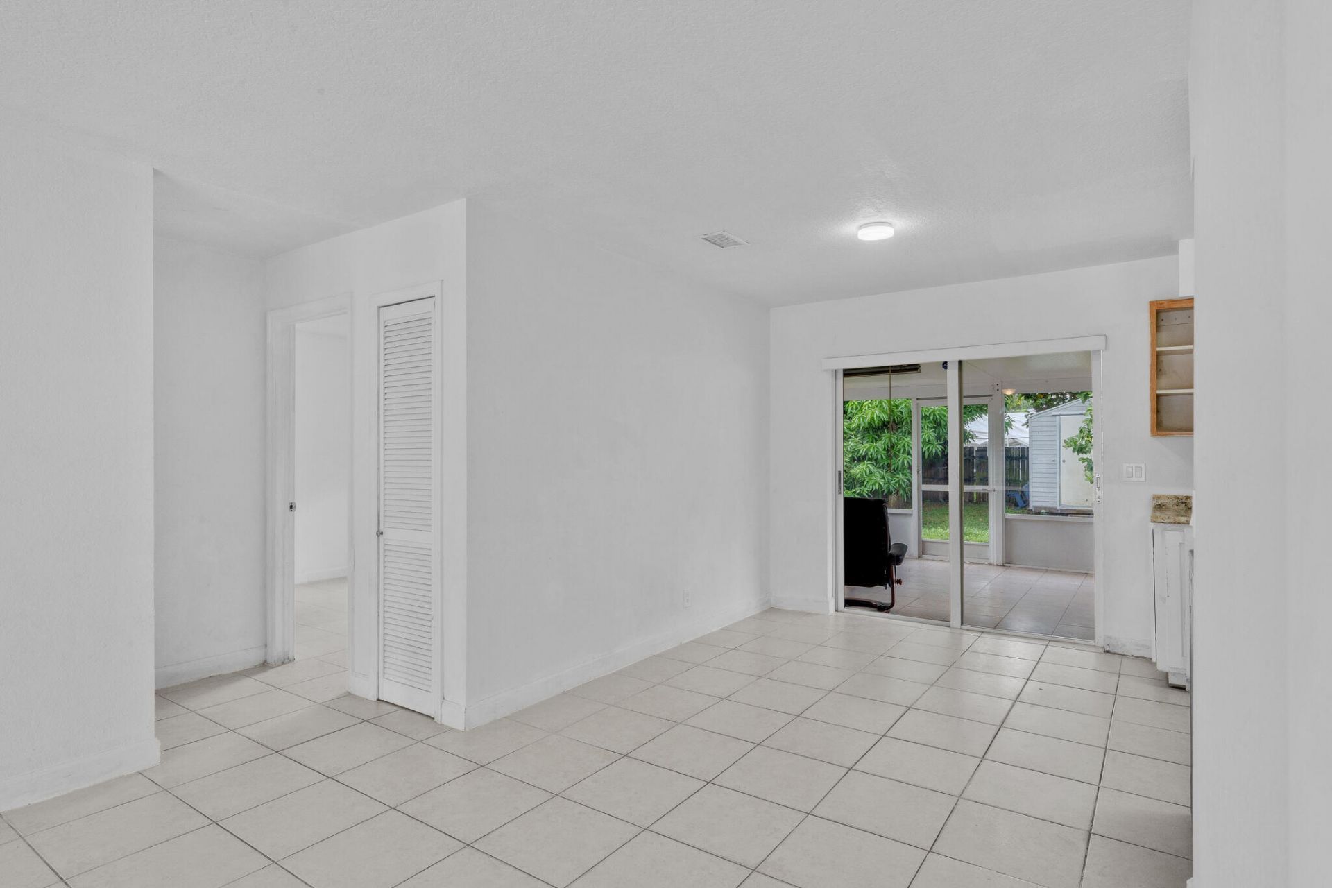 5802 Orange Road, West Palm Beach, FL 33413 Photo