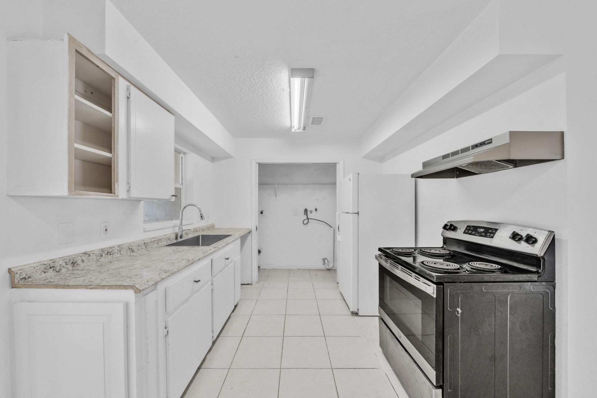5802 Orange Road, West Palm Beach, FL 33413 Photo
