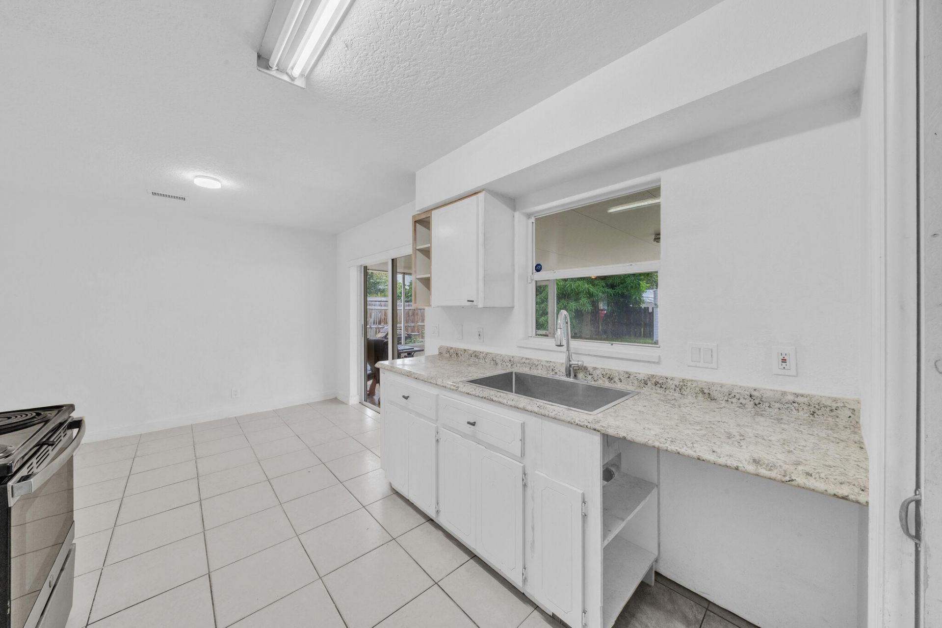 5802 Orange Road, West Palm Beach, FL 33413 Photo
