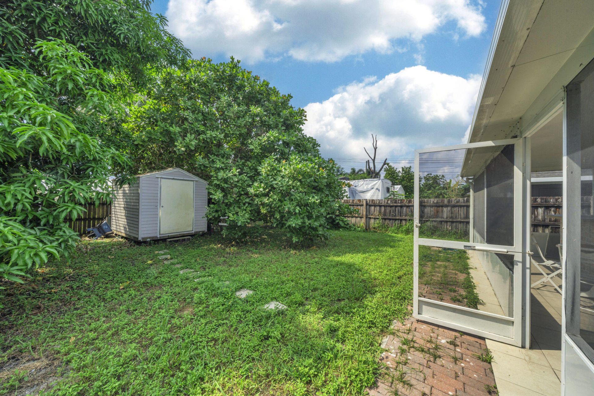 5802 Orange Road, West Palm Beach, FL 33413 Photo