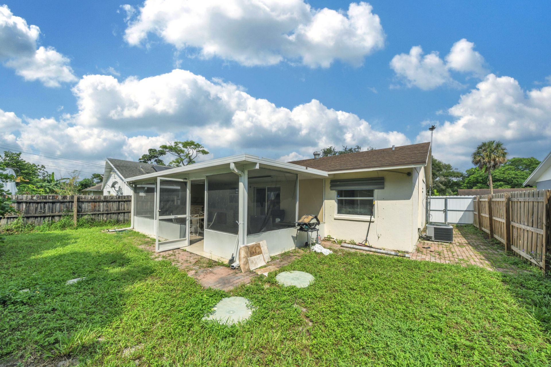 5802 Orange Road, West Palm Beach, FL 33413 Photo