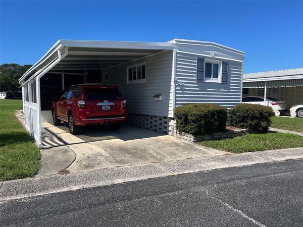 15 THATCH PALM STREET E, LARGO, FL 33770