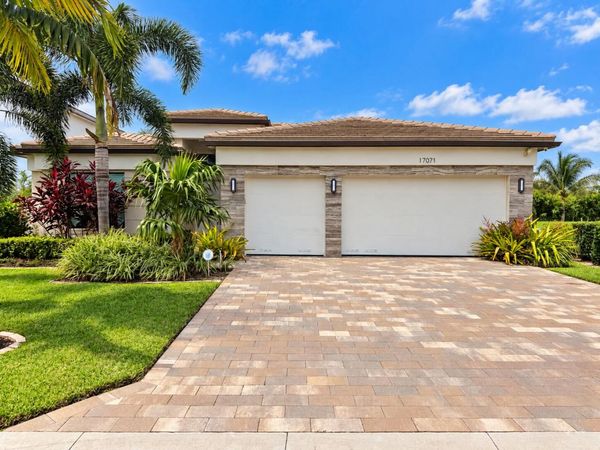 17071 Rainbow Falls Trail, Boca Raton, FL 33496